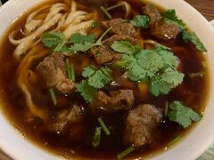 -清真吴记门钉肉饼·喜多利