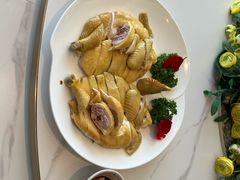 -鹏城人家海鲜酒家·23年老字号(较场尾店)