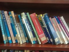 -秦皇岛职业技术学院图书馆(佳苑小区北)