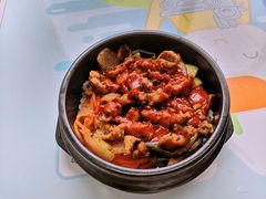 麻辣肉片石锅拌饭-中央财经大学-食堂