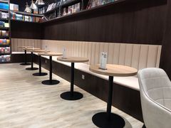 -钟书阁(群光广场店)