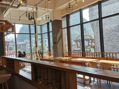 靠窗位-冰泉豆浆馆(阳朔店)