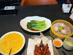 -蝴蝶里·粤菜·点心(滨江龙湖店)