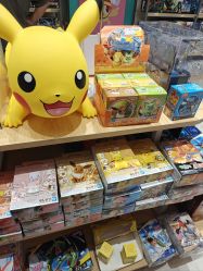 -卡通派潮品玩具折扣仓(青岛新城吾悦广场店)