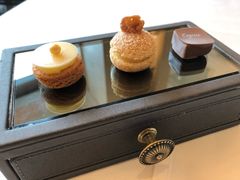 Petite&nbsp;fours-Caprice(香港四季酒店)