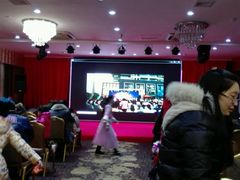 -南京悦客假日酒店
