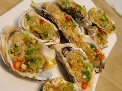 炭烤乳山大肥蚝-鲜味食族水产·海鲜餐厅