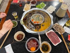 -邓莽子老火锅(中兴路总店)