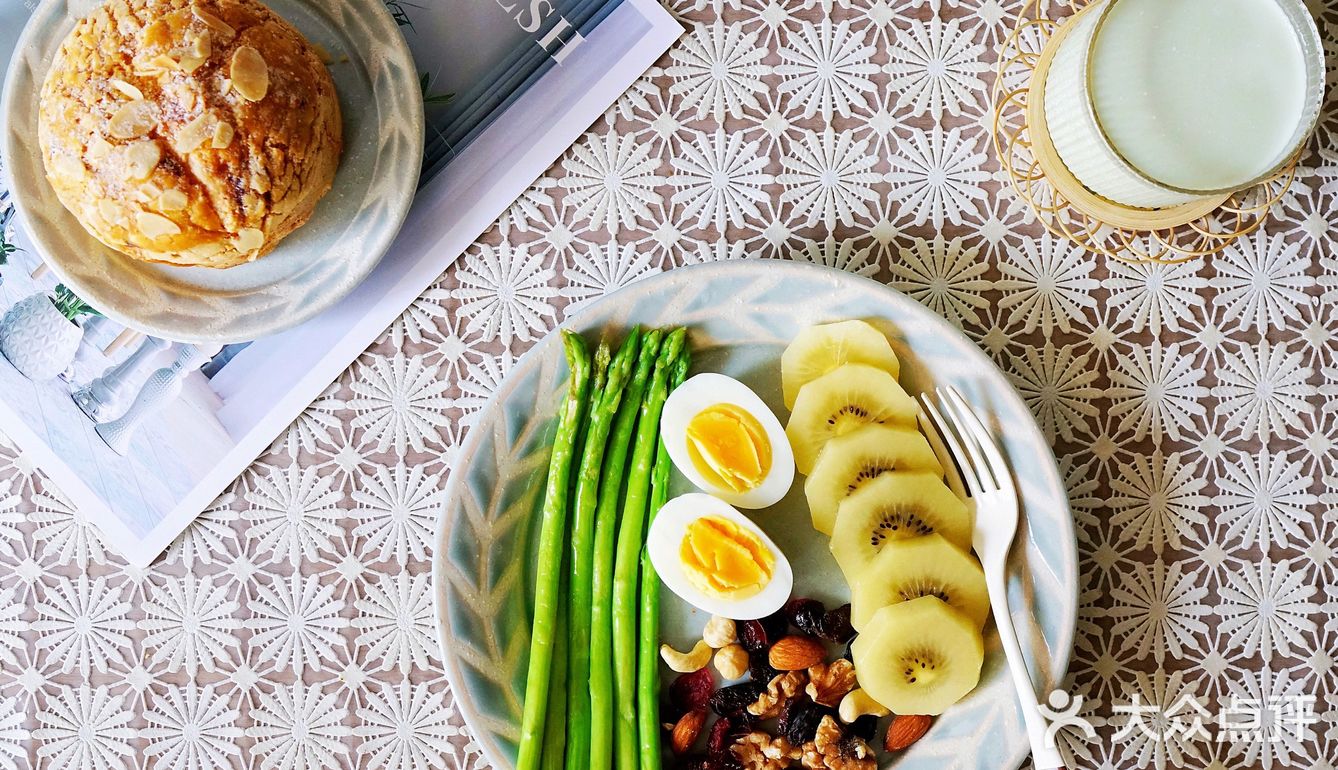 我真的是个活脱脱的面包精hhh