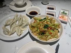 -关东小磨东北菜(漕河泾印象城店)