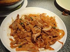 避风塘炒牛河-蝴蝶里·粤菜·点心(龙湖杭州金沙天街店)