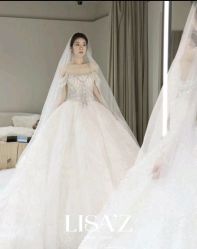 -Renee芮亦婚纱(原丽莎)