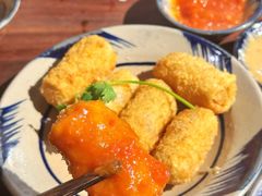 -Cuc Gach Quan Restaurant