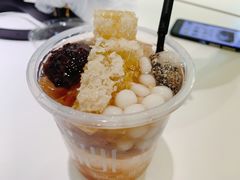 蜂巢蜜冰粉-甜心闲生传统手工冰粉(太古里店)