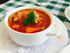 罐闷鸡肉-小白桦西餐厅