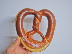 碱水面包-老梦面包 CHEZMOREL(三源里店)