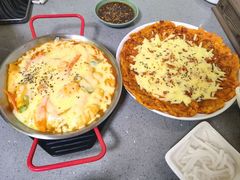 -豚妈妈汤饭·部队锅(南京东路店)