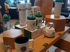 零售区-星巴克臻选(南宁万象城店)