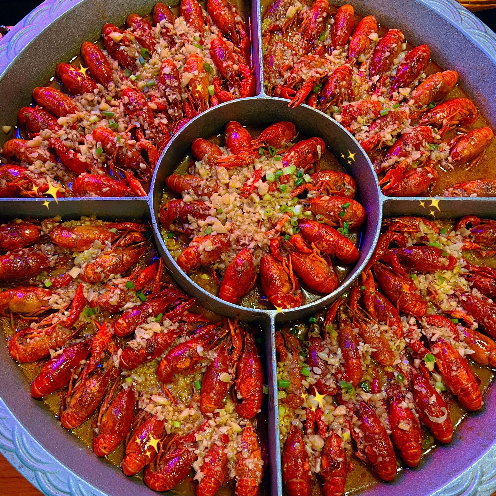 小龙虾拼盘,谁敢来一战?