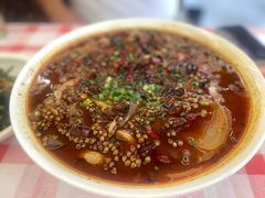 -洪霞餐馆·川菜·鲜货现炒(两江春城店)