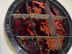 -卤校长老火锅(杨家坪直营店)