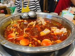 -肖肖酸萝卜鱼火锅(总店)