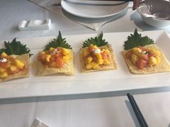 千层酥配果粒三文鱼-梧桐餐厅(泉城路店)