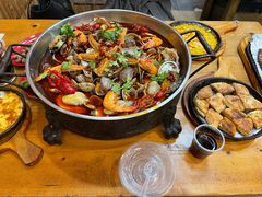 -老东镇啤酒屋海鲜加工·蒸汽海鲜·海鲜烧烤(台东店)