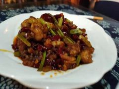 -临江餐馆二楼美食部落