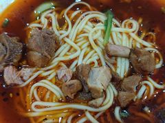 -胡成记口蘑龙眼包子(盐道街店)