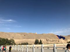 敦煌莫高窟外景-敦煌莫高窟