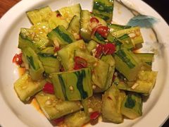 -钟掌勺忘不了地道湘菜(新天地假日广场店)