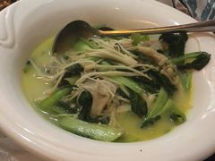 -眷江南之小蓝鲸(王府大街店)