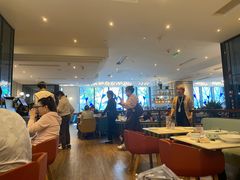 -港丽餐厅(高德置地店)