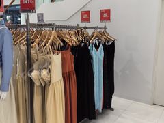 -优衣库(上海金桥国际商业广场店)