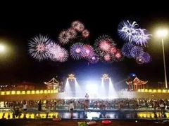 -欢乐水魔方水世界