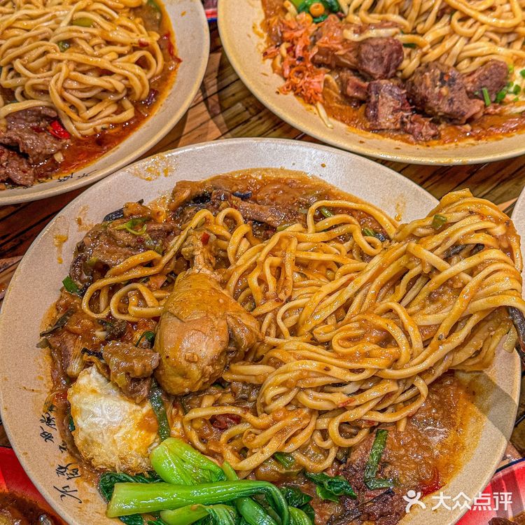 来个成都人解释一下这是什么情况……