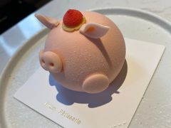 -Fridi Patisserie Cafe