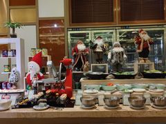 -大中华希尔顿酒店-念自助餐·嗨啤·小龙虾