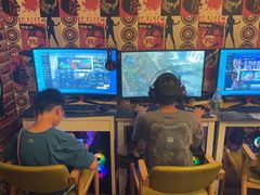 -玩坞轰趴馆·户外团建聚会主题生日派对馆(世豪广场店)