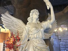 -暴风岛沉浸式体验馆(百联世纪店)