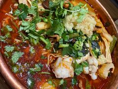 -成都你六姐·牛肉冒菜(信泰中心商场店)