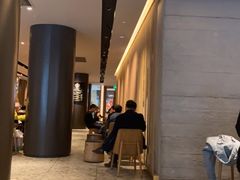 -星巴克臻选(济南恒隆店)