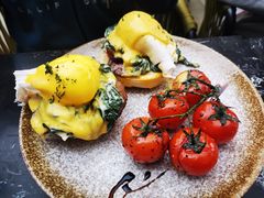 鲑鱼菠菜班尼迪克蛋-the rug 飞毯 (朝阳公园店)