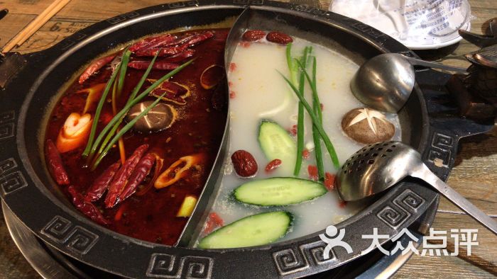 老成都串串香火锅城鸳鸯锅图片 - 第5张