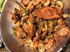 -七欣天香辣蟹火锅(上海银亿滨江店)