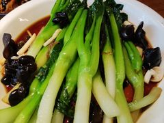 -新白鹿餐厅(银泰西湖文化广场店)