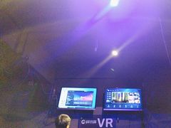 -VR 间客漫·PS电玩·虚拟现实包间游戏电竞(街道口店)