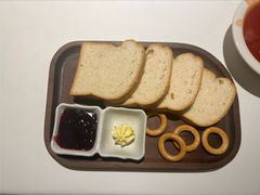 -塔道斯西餐厅(中央大街店)
