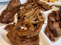 卤味拼盘-五七小李子油焖大虾(总店)